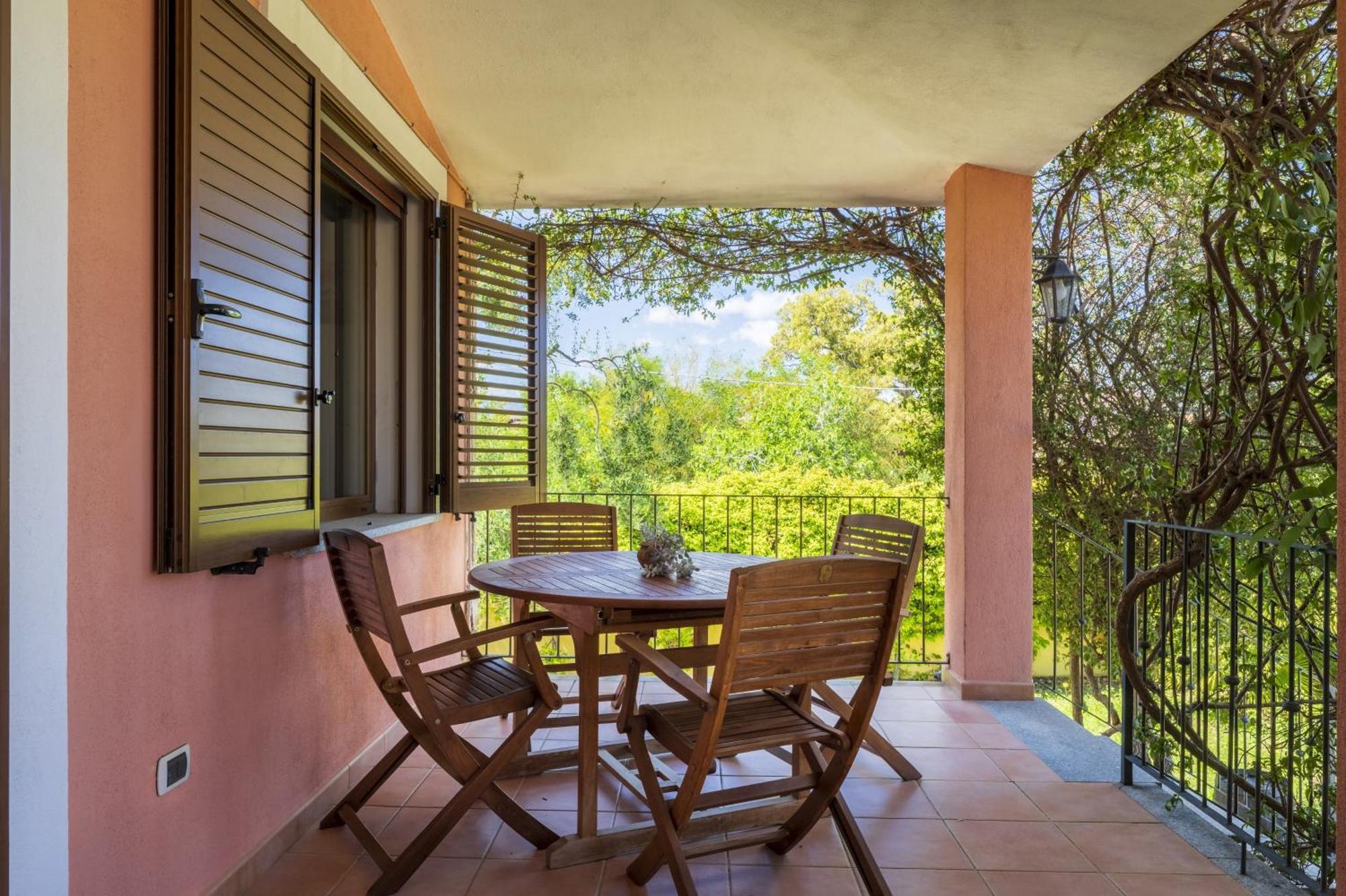Casa Vacanze Lolivastro Àrbatax Εξωτερικό φωτογραφία